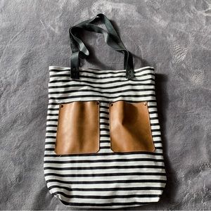 Brand new striped tote bag with faux leather straps & pockets